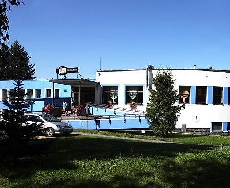 Hotel Rozvoj Klatovy Eksteriør bilde